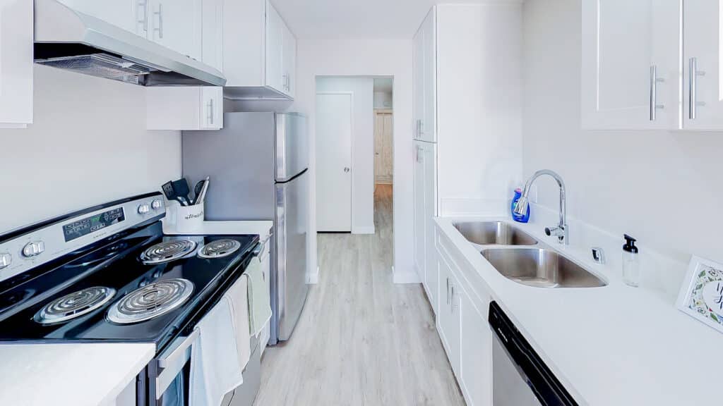 Wildcat Crossing apartment kitchen with appliances